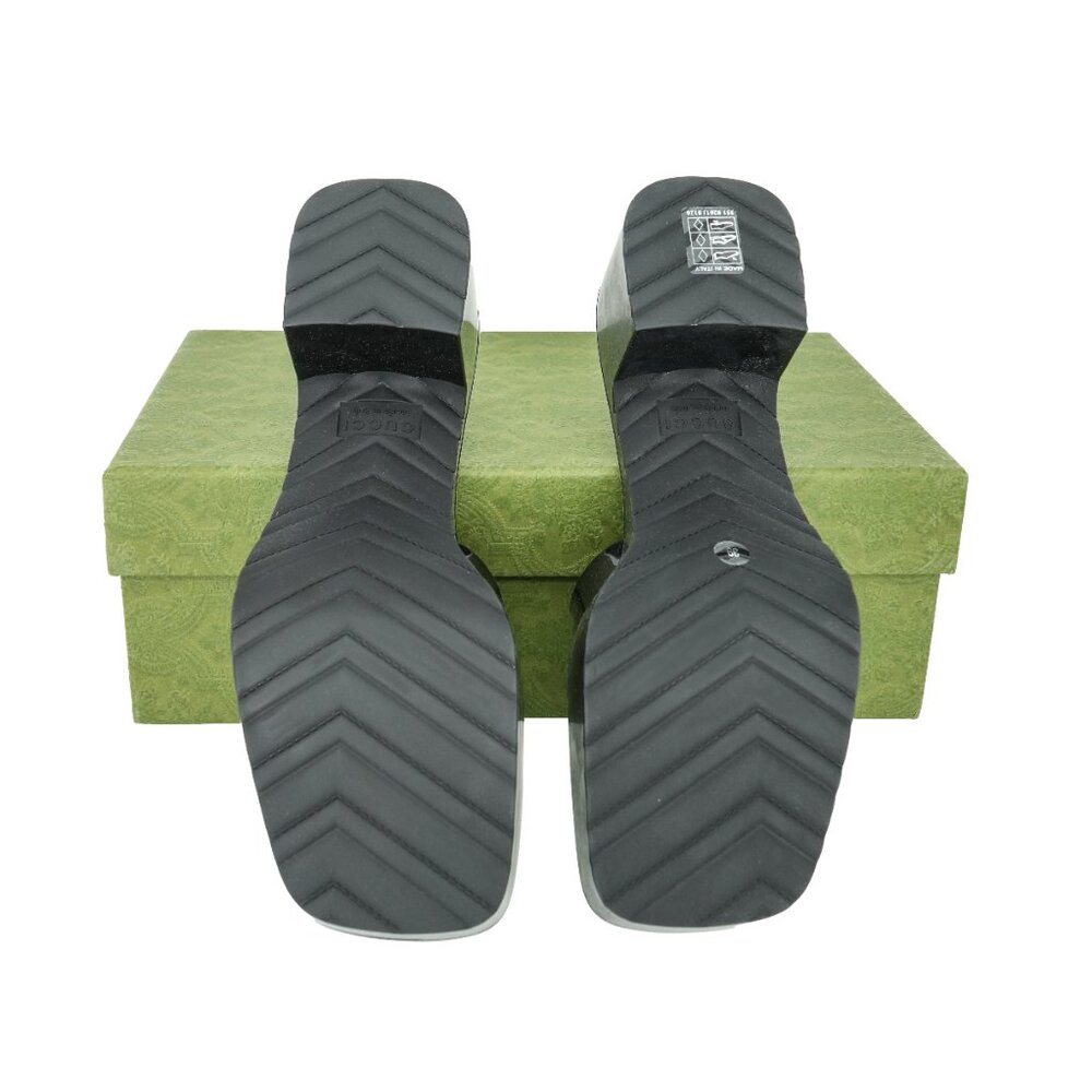 Gucci Logo Rubber Platform Slide Sandals - Picture 10 of 10